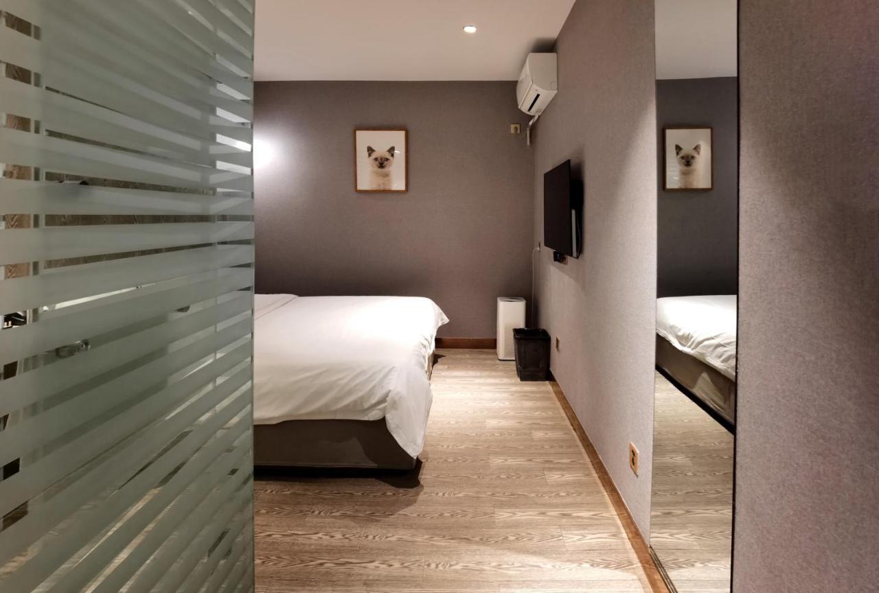 C3 Hotels Yangzhou Bagian luar foto